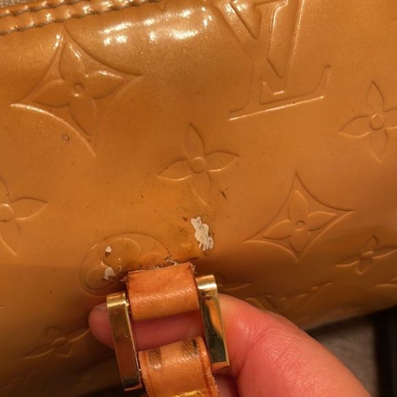 Authentic LOUIS VUITTON Bedford Beige Vernis Leather Hand B… - Picture 17 of 17